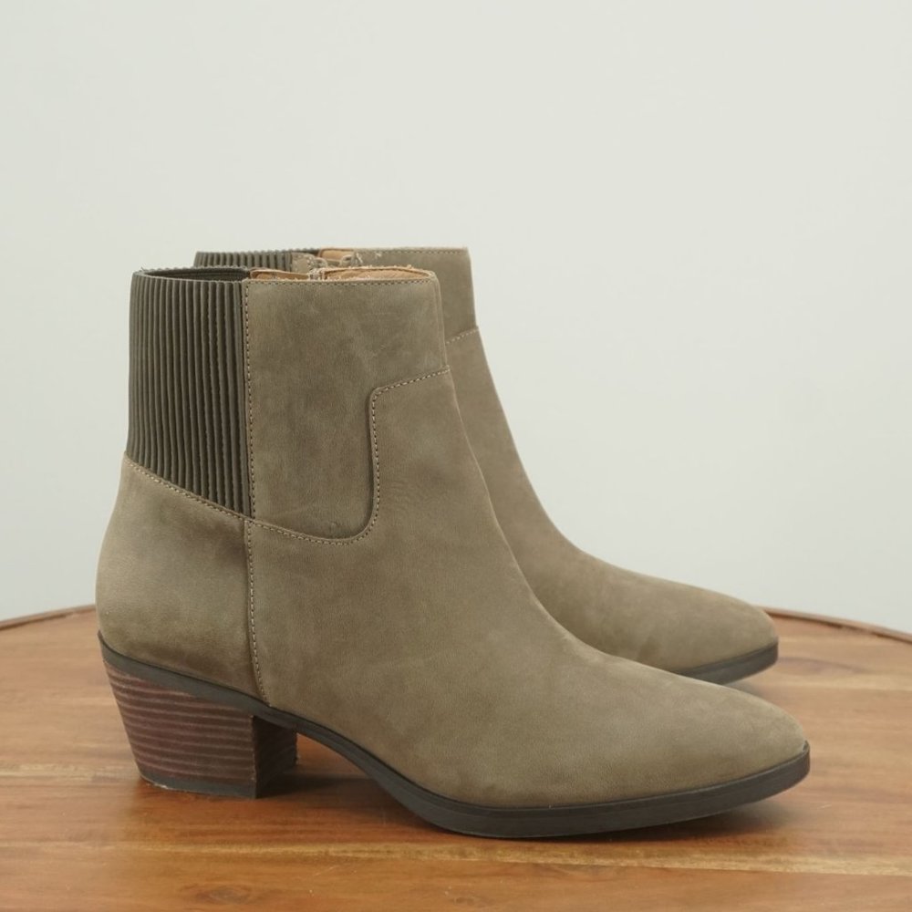 Vionic Womens Shantelle Ankle Boots Green Leather Waterproof Size 9